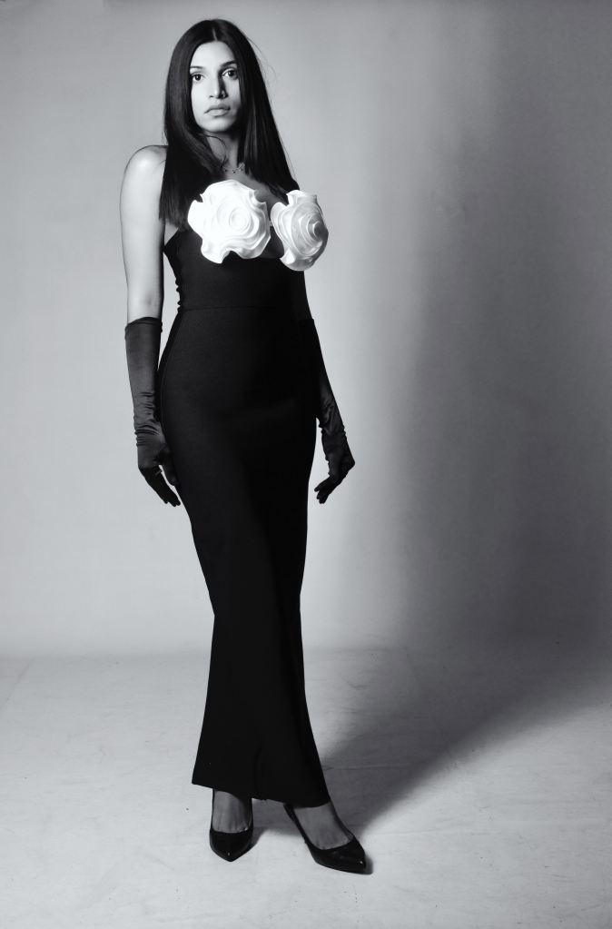 Cork, Ireland, Glamour, Boudoir, Studio Shoot, model photography, black and white