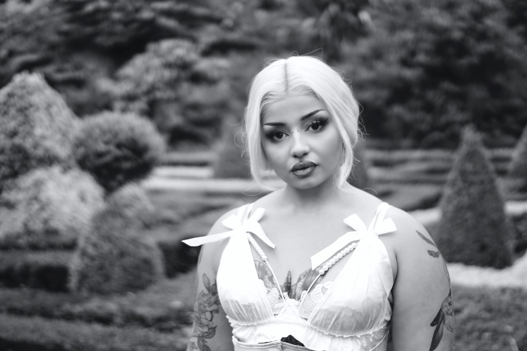 Glamour Shoot, Cork, Ireland, black and white, Bantry, Altair Leiros